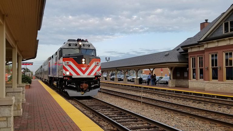 Metra train in Chicago