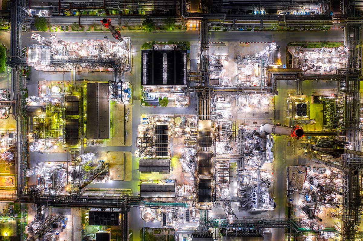 Night shot of oil refinery